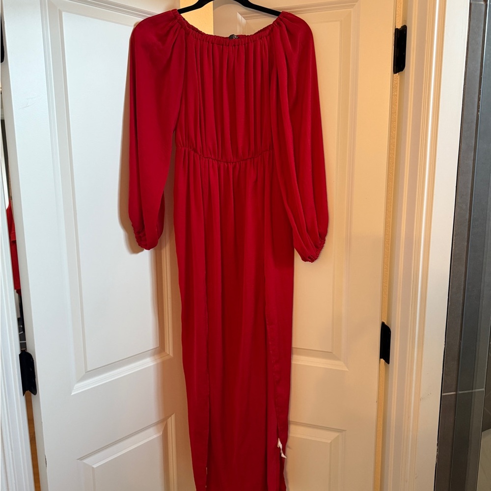 Missguided Red Scoop Neck Bishop Sleeve Gown